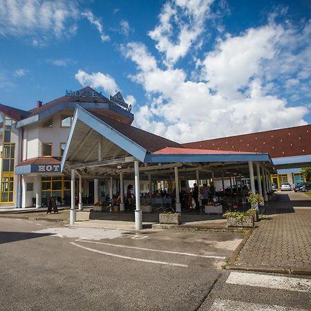 Hotel Dravograd Exteriör bild